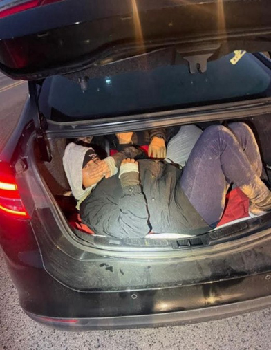 illegal aliens in car trunk